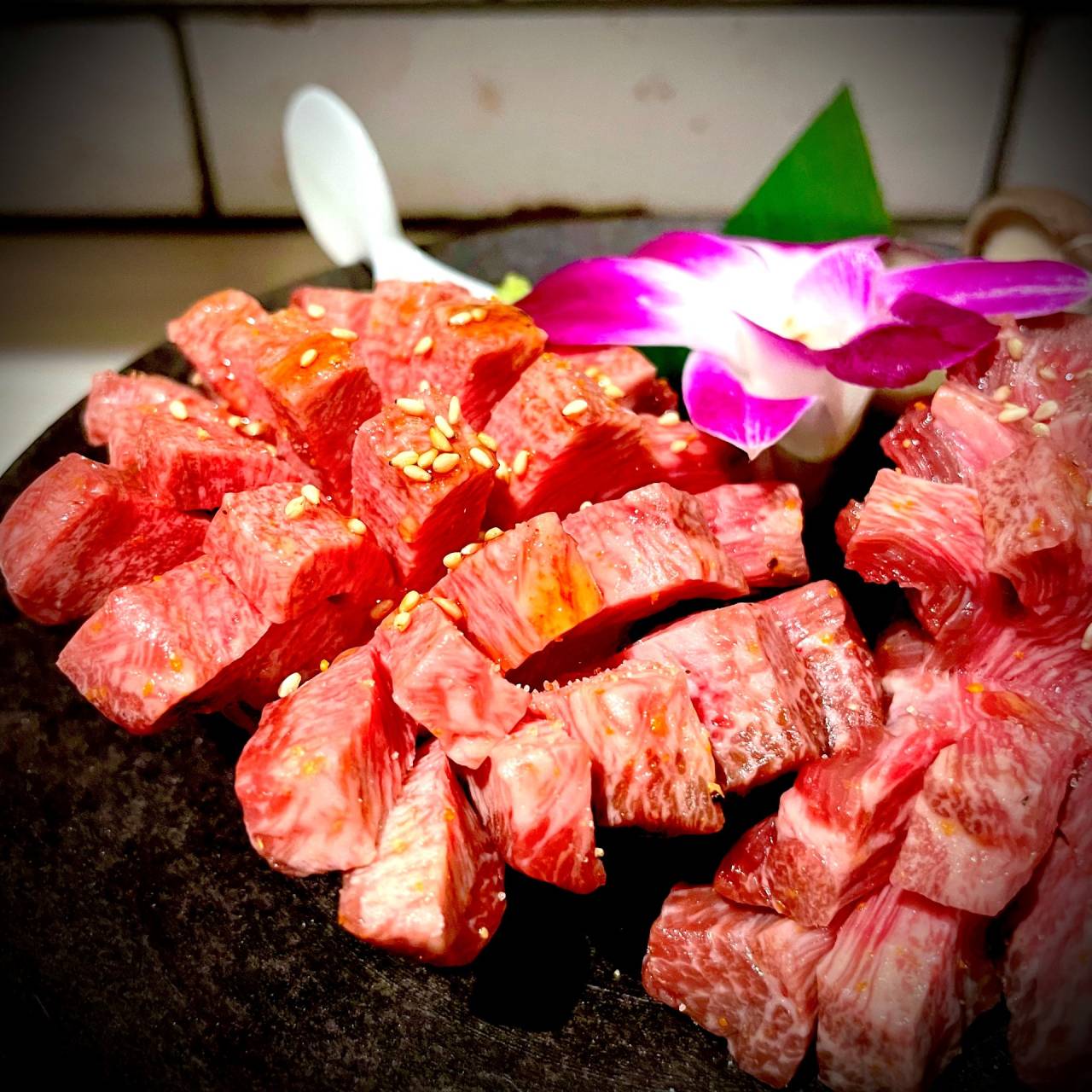 秋晴れの土曜は楽しい焼肉時間！「仙台」で「焼肉」なら本町焼肉DATENARI！